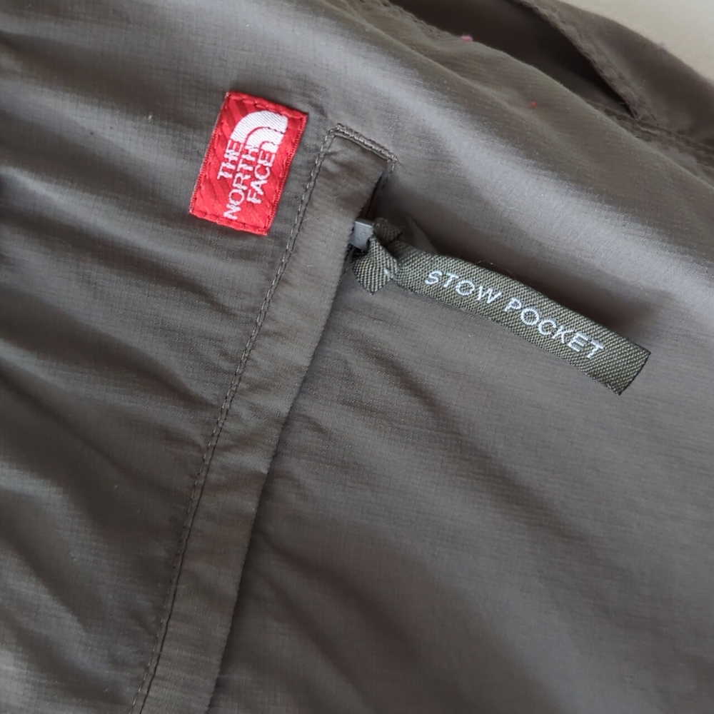 THE NORTH FACE I Lightweight Nylon Active Hiking Outdoor Capri Cargo Pants, 10 - Picture 10 of 13